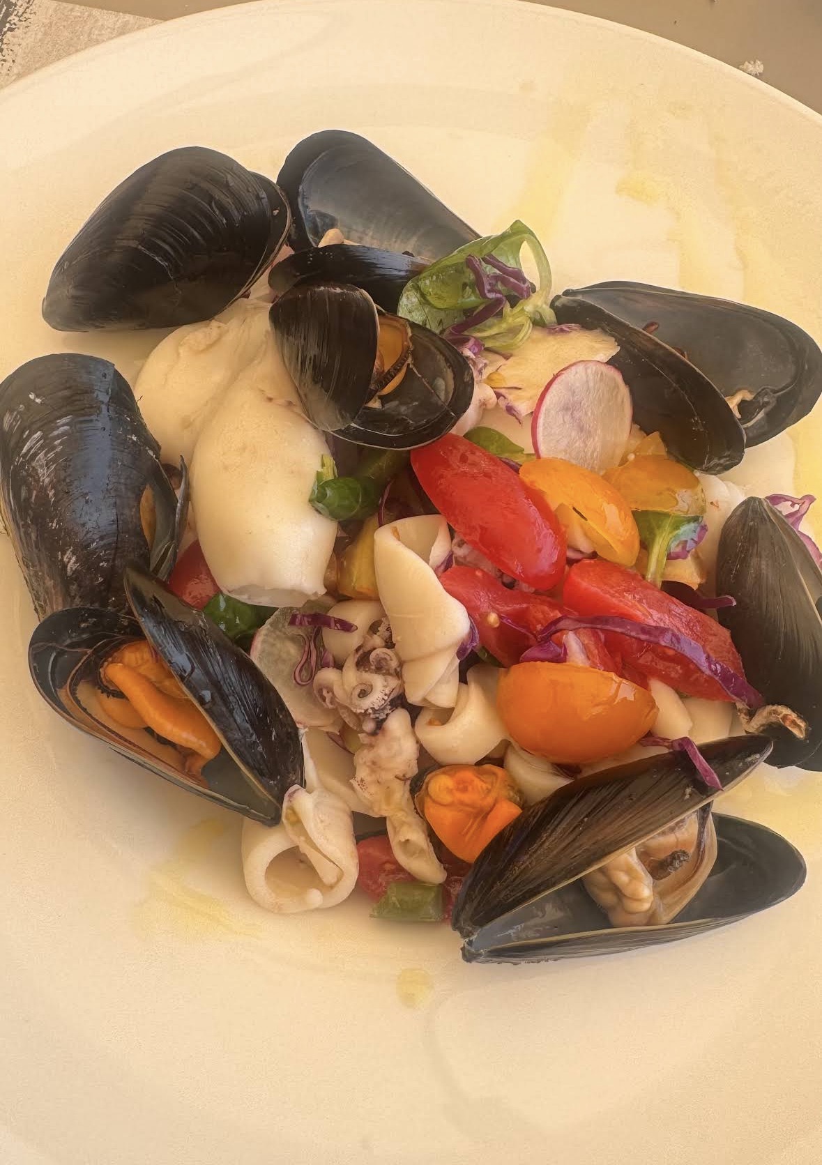 Insalata di mare caldo